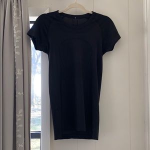 Lululemon Swiftly Tech Short Sleeve